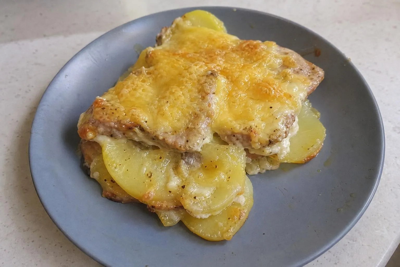 Мясо по-французски в аэрогриле